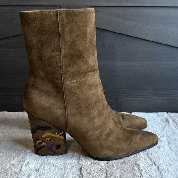 Donald J Pliner Women's Vantisp Kid Suede Boot Khaki Size 9.5 - Picture 13 of 16